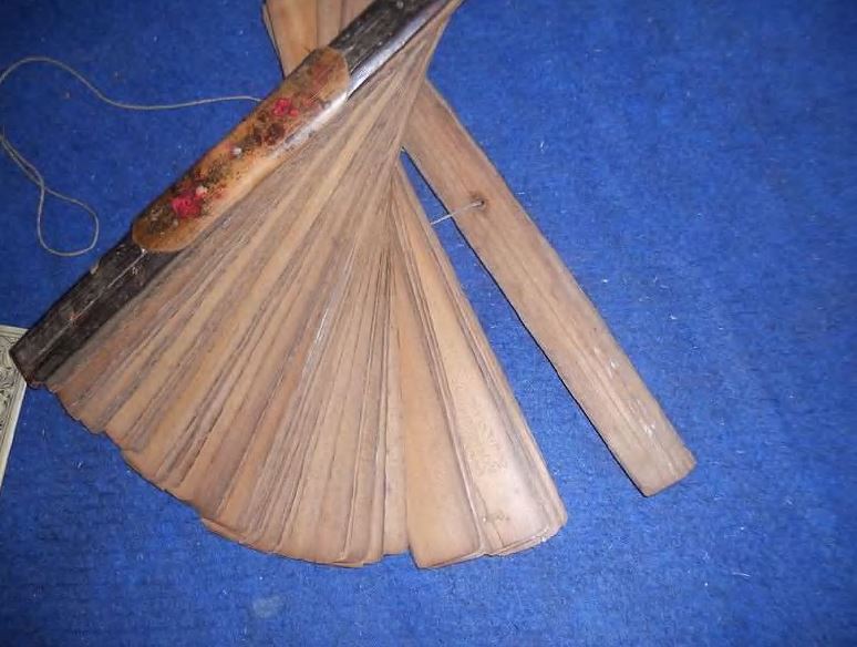 Livre en feuilles de palmier